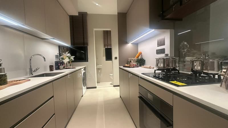 The Sen, De Souza Avenue, 3 Bedrooms, 872 sqft, Condominium For Sale, by Jeremy Pher, 500156259 - Kitchen - PropertyGuru.com.sg