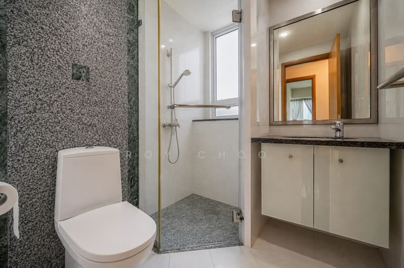 Goldenhill Park Condo, 66 Mei Hwan Drive, 3 Bedrooms, 1,335 sqft, Condominium For Sale, by Roy Choo, 500156263 - Bathroom - PropertyGuru.com.sg