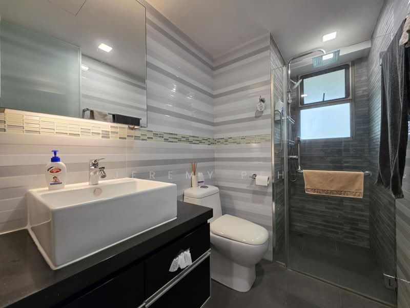 Hillbrooks, 92 Hillview Avenue, 3 Bedrooms, 1,173 sqft, Condominium For Sale, by Jeremy Peh, 500156265 - Bathroom - PropertyGuru.com.sg