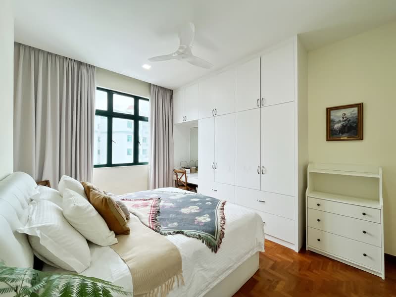 Hillview Green, 61 Hume Avenue, 4 Bedrooms, 1,722 sqft, Condominium For Sale, by Iris Lim, 500156276 - Master Bedroom - PropertyGuru.com.sg