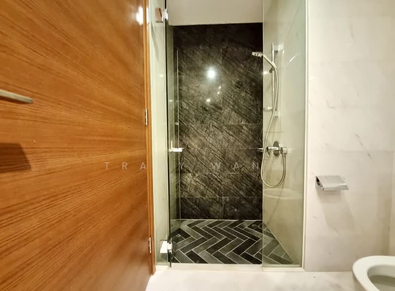 Altez, 16 Enggor Street, 2 Bedrooms, 1,109 sqft, Condominium For Sale, by Tracy Wang, 500156291 - Bathroom - PropertyGuru.com.sg