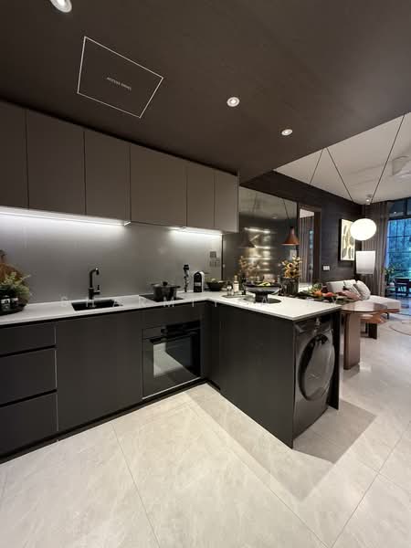 The Continuum, 1-8 Thiam Siew Avenue, 2 Bedrooms, 721 sqft, Condominium For Sale, by Sharmiyla Ry, 500156299 - Kitchen - PropertyGuru.com.sg