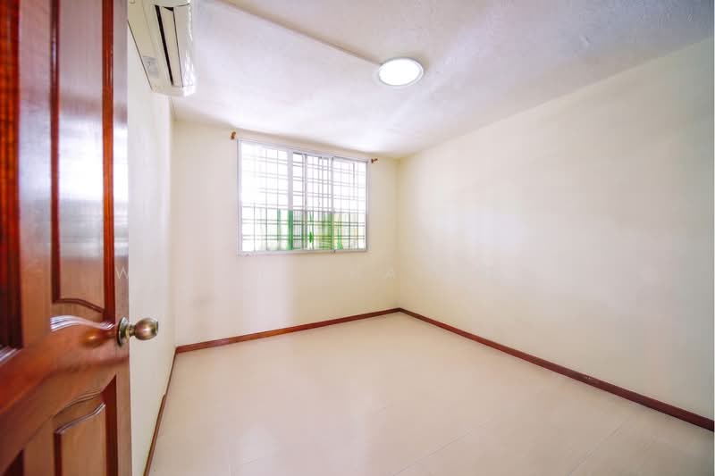 339 Ubi Avenue 1, 339 Ubi Avenue 1, 3 Bedrooms, 969 sqft, HDB Flat For Sale, by Wanni Chan 陈寀颖, 500156317 - Common Bedroom 1 - PropertyGuru.com.sg