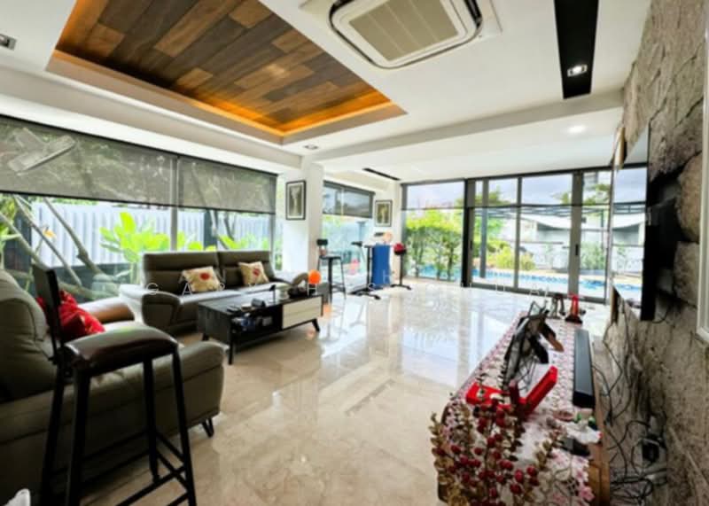 Jalan Senang, Jalan Senang, 4 Bedrooms, 3,466 sqft, Detached House For Sale, by Gary H S Chua, 500156327 - Living Room - PropertyGuru.com.sg