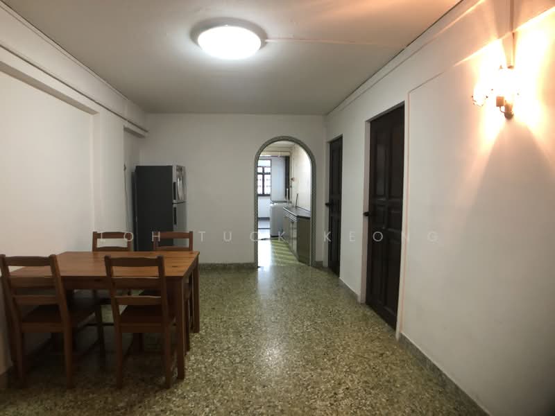 73 Lorong 4 Toa Payoh, 73 Lorong 4 Toa Payoh, 3 Bedrooms, 667 sqft, HDB Flat For Rent, by Loh Tuck Keong, 500156331 - Dining Room - PropertyGuru.com.sg