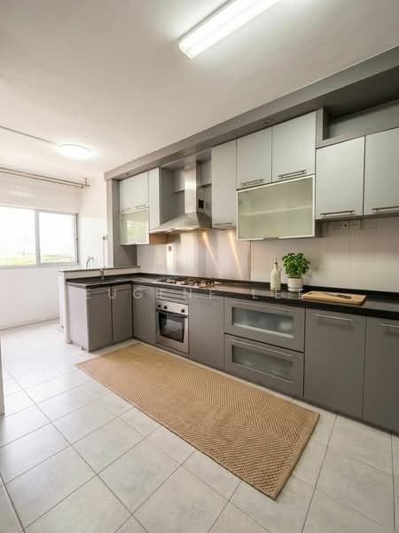 114 Tampines Street 11, 114 Tampines Street 11, 3 Bedrooms, 1,432 sqft, HDB Flat For Sale, by Eugene Lee, 500156335 - Kitchen - PropertyGuru.com.sg