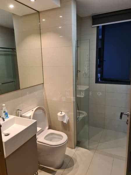 SkyPark Residences, 9 Sembawang Crescent, 3 Bedrooms, 1,238 sqft, Executive Condominium For Sale, by Evelyn Neo 梁慧雯, 500156338 - Bathroom - PropertyGuru.com.sg