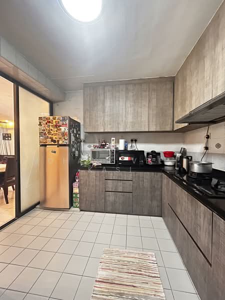 522 Woodlands Drive 14, 522 Woodlands Drive 14, 3 Bedrooms, 1,334 sqft, HDB Flat For Sale, by Mohana Vel T Kasi, 500156339 - Kitchen - PropertyGuru.com.sg