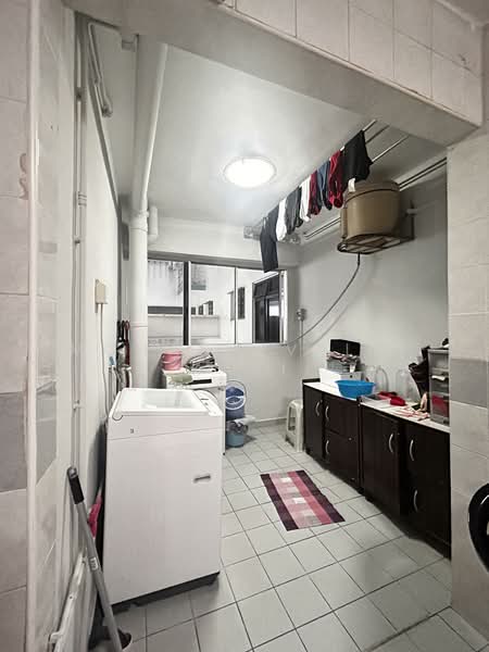522 Woodlands Drive 14, 522 Woodlands Drive 14, 3 Bedrooms, 1,334 sqft, HDB Flat For Sale, by Mohana Vel T Kasi, 500156339 - Service Yard - PropertyGuru.com.sg