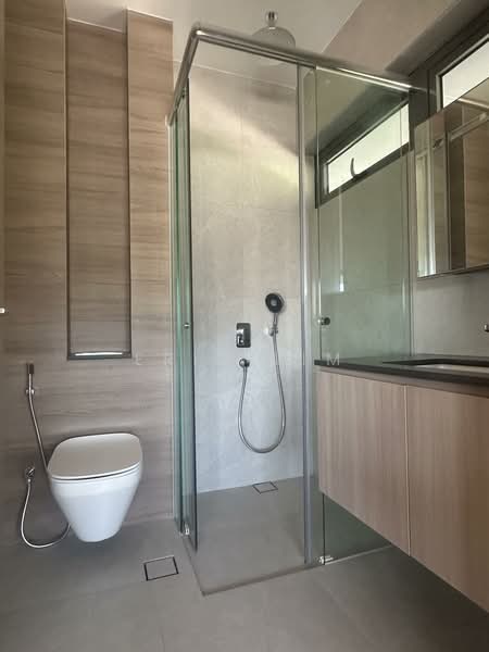 old upper thomson road, , 5 Bedrooms, 5,337 sqft, Semi-Detached House For Sale, by Eric Lim, 500156341 - Bathroom - PropertyGuru.com.sg