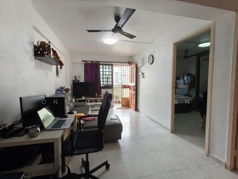 68 Geylang Bahru, 68 Geylang Bahru, 2 Bedrooms, 700 sqft, HDB Flat For Sale, by Ong Chwee Puan, 500156347 - Living Room - PropertyGuru.com.sg