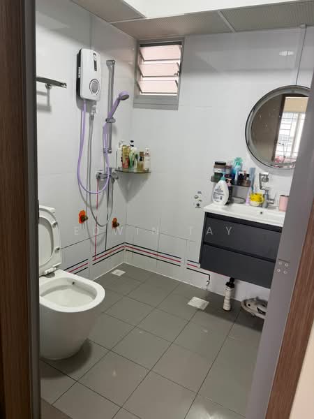781C Woodlands Avenue 9, 781C Woodlands Avenue 9, Room Rental, 150 sqft, HDB Flat For Rent, by Edwin Tay, 500156352 - Bathroom - PropertyGuru.com.sg