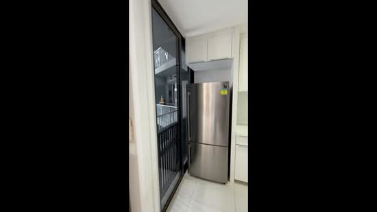 Trilight, 7 Newton Road, 2 Bedrooms, 1,109 sqft, Condominium For Rent, by Jeremy Koh, 500156365 - PropertyGuru.com.sg