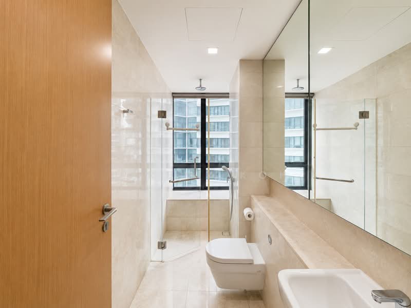 Trilight, 7 Newton Road, 2 Bedrooms, 1,109 sqft, Condominium For Rent, by Jeremy Koh, 500156365 - Bathroom - PropertyGuru.com.sg