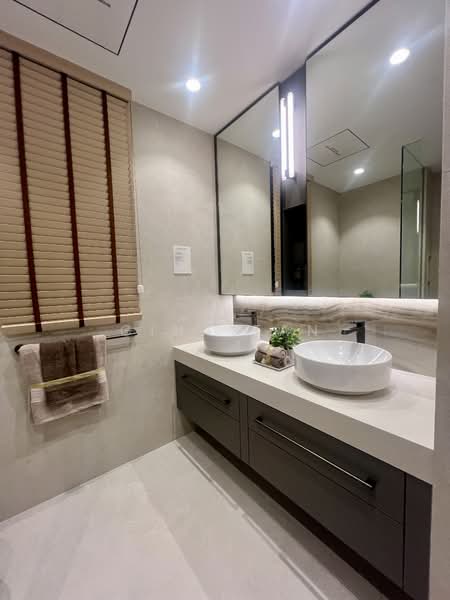 Vela Bay, Bayshore Road, 5 Bedrooms, 1,765 sqft, Condominium For Sale, by Gina Tan, 500156372 - Bathroom - PropertyGuru.com.sg