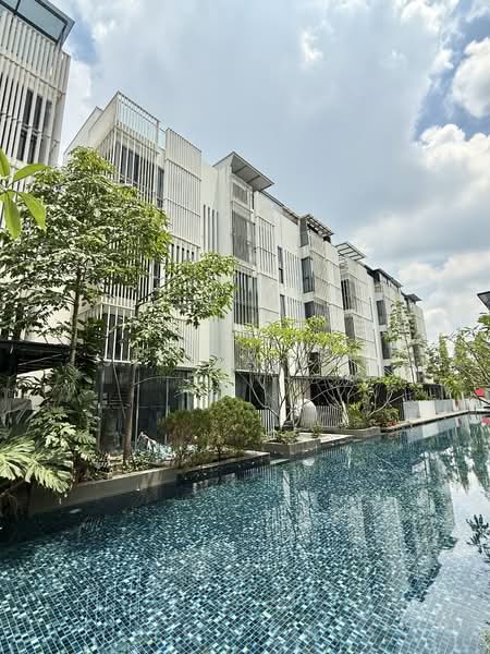 Boundary Road, Boundary Road, 5 Bedrooms, 5,952 sqft, Terraced House For Rent, by Stella Koh, 500156378 - Exterior - PropertyGuru.com.sg