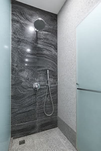 Hillsta, 68 Phoenix Road, 2 Bedrooms, 624 sqft, Condominium For Sale, by Sim Meng Wee, 500156380 - Bathroom - PropertyGuru.com.sg