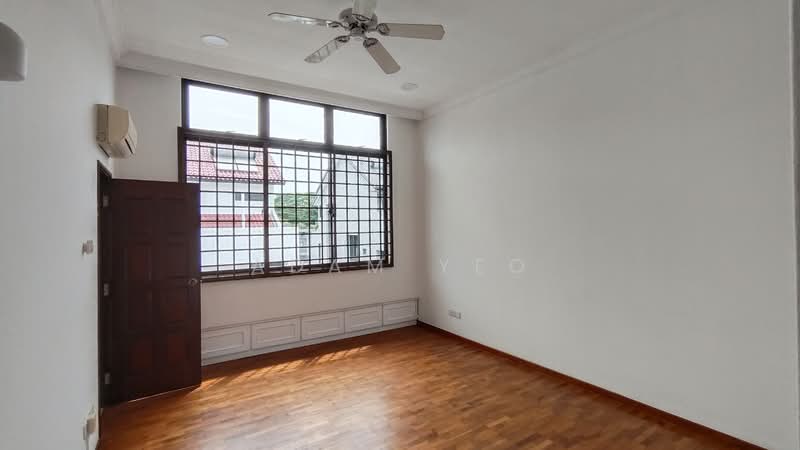 Springleaf Garden, Springleaf Road, 4 Bedrooms, 3,200 sqft, Semi-Detached House For Rent, by Adam Yeo, 500156384 - Bedroom - PropertyGuru.com.sg