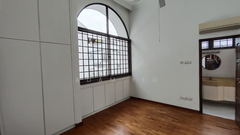 Springleaf Garden, Springleaf Road, 4 Bedrooms, 3,200 sqft, Semi-Detached House For Rent, by Adam Yeo, 500156384 - Bedroom - PropertyGuru.com.sg