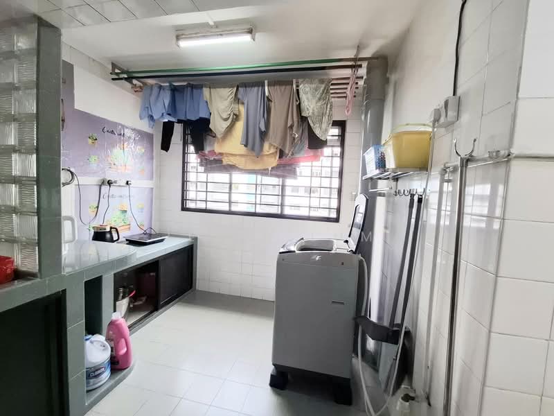 3 Lorong Lew Lian, 3 Lorong Lew Lian, Room Rental, 150 sqft, HDB Flat For Rent, by Jenny Lum, 500156406 - Interior - PropertyGuru.com.sg