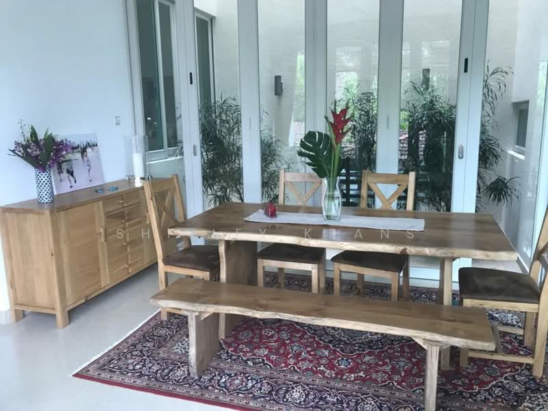 Shamrock Park, 89 Namly Place, 5 Bedrooms, 4,400 sqft, Semi-Detached House For Rent, by Shirley Krans, 500156413 - Dining Room - PropertyGuru.com.sg