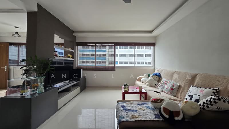 862A Tampines Street 83, 862A Tampines Street 83, 3 Bedrooms, 1,313 sqft, HDB Flat For Sale, by Francis Liau 廖新龙, 500156420 - Living Room - PropertyGuru.com.sg
