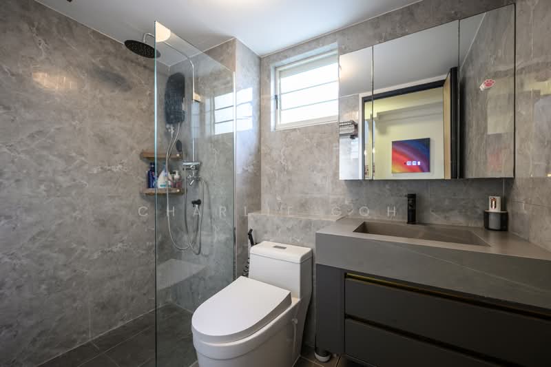 267B Compassvale Link, 267B Compassvale Link, 3 Bedrooms, 968 sqft, HDB Flat For Sale, by Charlie Goh, 500156427 - Bathroom - PropertyGuru.com.sg