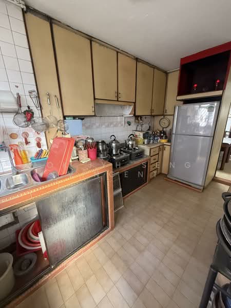 177 Bishan Street 13, 177 Bishan Street 13, 3 Bedrooms, 1,302 sqft, HDB Flat For Sale, by Lok Jyh Seng Vincent, 500156438 - Kitchen - PropertyGuru.com.sg