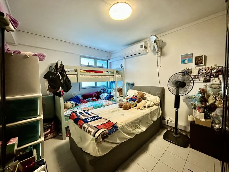 175 Boon Lay Drive, 175 Boon Lay Drive, 2 Bedrooms, 635 sqft, HDB Flat For Sale, by Yong Wee Foong 杨伟锋, 500156442 - Bedroom - PropertyGuru.com.sg