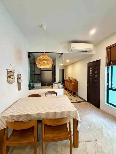Parc Palais, 47 Hume Avenue, 2 Bedrooms, 958 sqft, Condominium For Sale, by Eunice Tan, 500156446 - PropertyGuru.com.sg