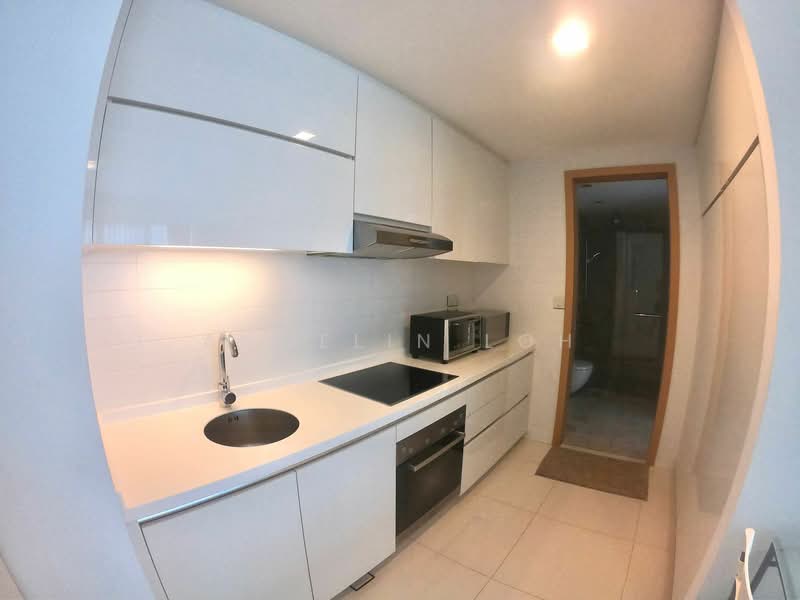 One Shenton, 1 Shenton Way, 1 Bedroom, 581 sqft, Condominium For Sale, by Angelin Loh, 500156448 - Kitchen - PropertyGuru.com.sg