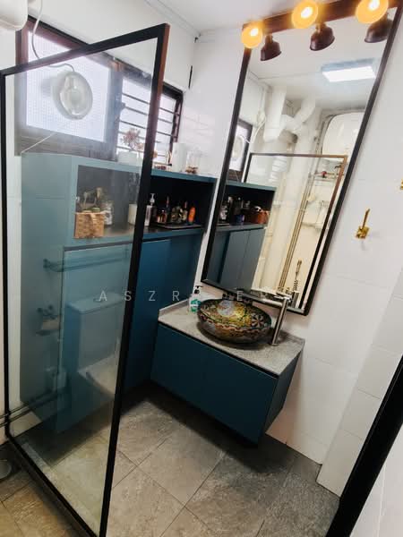 856 Tampines Street 82, 856 Tampines Street 82, 3 Bedrooms, 1,313 sqft, HDB Flat For Sale, by Aszri ERA, 500156451 - Bathroom - PropertyGuru.com.sg