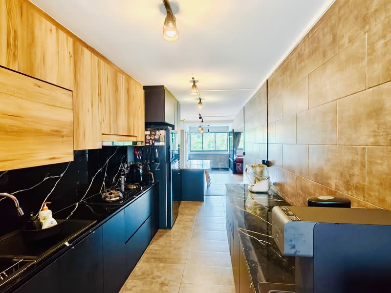 856 Tampines Street 82, 856 Tampines Street 82, 3 Bedrooms, 1,313 sqft, HDB Flat For Sale, by Aszri ERA, 500156451 - Kitchen - PropertyGuru.com.sg