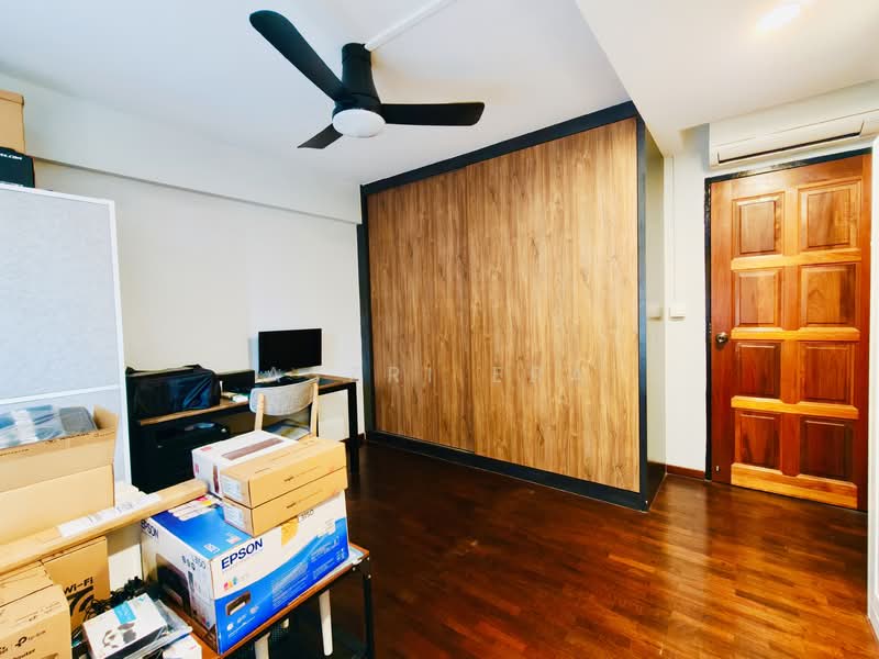 856 Tampines Street 82, 856 Tampines Street 82, 3 Bedrooms, 1,313 sqft, HDB Flat For Sale, by Aszri ERA, 500156451 - Study - PropertyGuru.com.sg