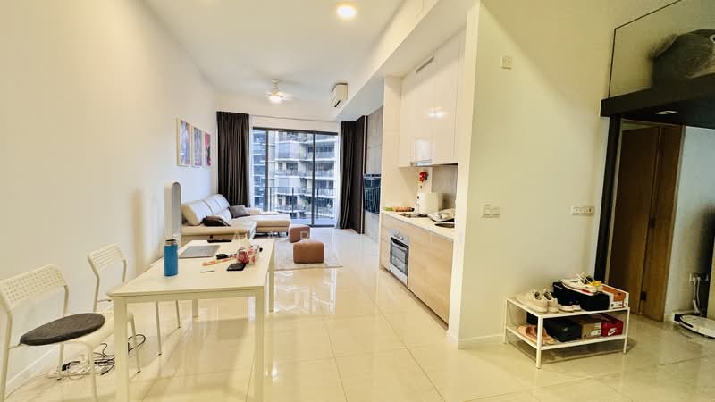 Boathouse Residences, 23 Upper Serangoon View, 1 Bedroom, 732 sqft, Condominium For Sale, by Aaron Li, 500156452 - Living Room - PropertyGuru.com.sg