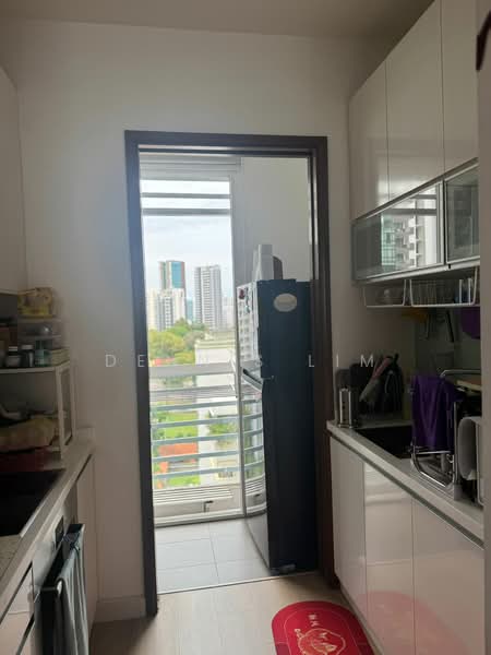 D'Ixoras, 23 Minbu Road, 2 Bedrooms, 840 sqft, Apartment For Sale, by Dennis Lim, 500156457 - Kitchen - PropertyGuru.com.sg