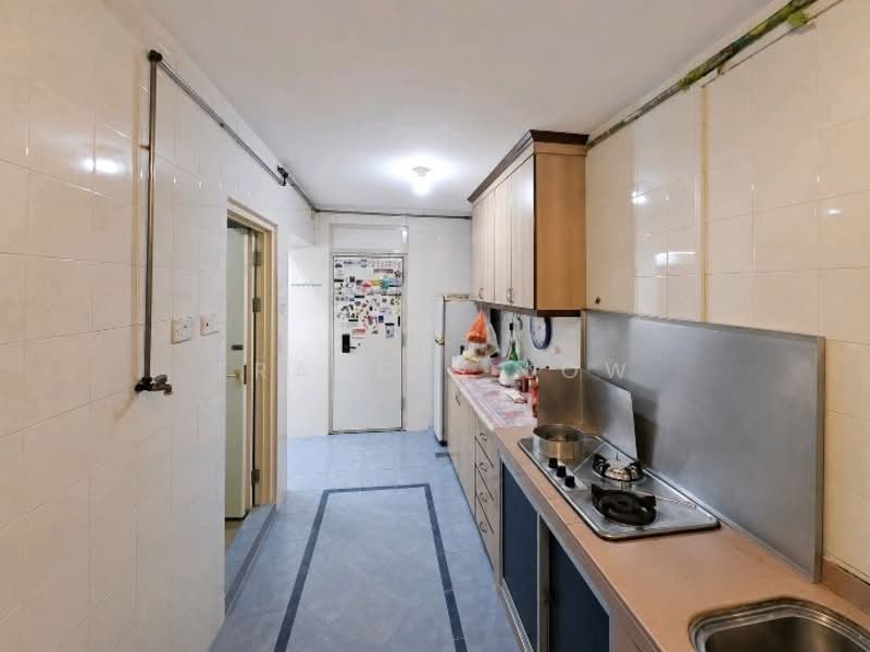 144 Lorong 2 Toa Payoh, 144 Lorong 2 Toa Payoh, 3 Bedrooms, 969 sqft, HDB Flat For Sale, by Francis Low, 500156469 - PropertyGuru.com.sg