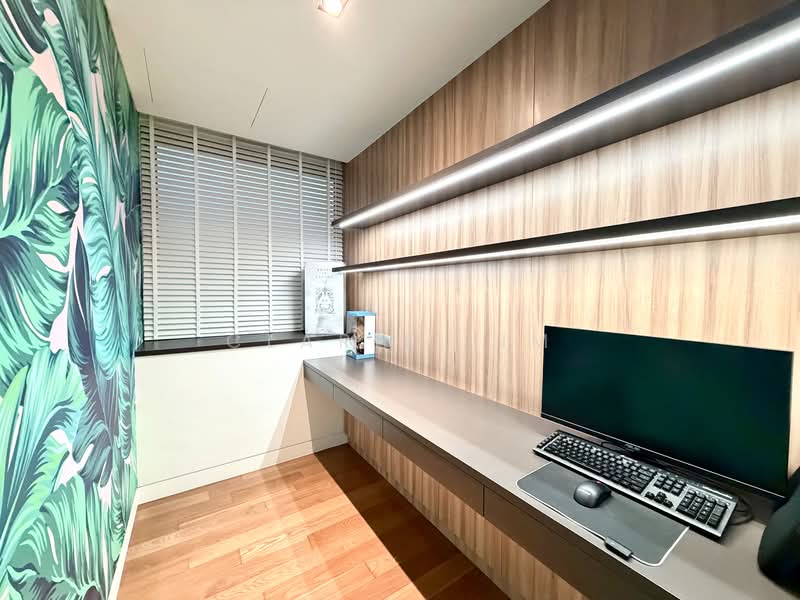 Hilltops, 101 Cairnhill Circle, 3 Bedrooms, 1,819 sqft, Condominium For Rent, by Clarie Lim, 500156474 - Study - PropertyGuru.com.sg