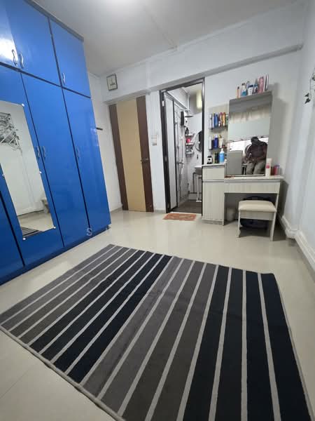 123 Mcnair Road, 123 Mcnair Road, 2 Bedrooms, 689 sqft, HDB Flat For Sale, by Suresh ., 500156484 - Master room - PropertyGuru.com.sg