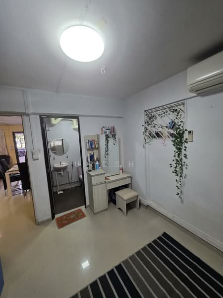 123 Mcnair Road, 123 Mcnair Road, 2 Bedrooms, 689 sqft, HDB Flat For Sale, by Suresh ., 500156484 - Msstee room - PropertyGuru.com.sg