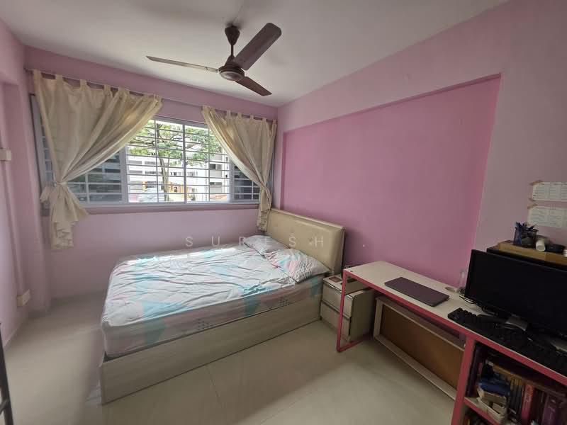 123 Mcnair Road, 123 Mcnair Road, 2 Bedrooms, 689 sqft, HDB Flat For Sale, by Suresh ., 500156484 - Common Bedroom - PropertyGuru.com.sg