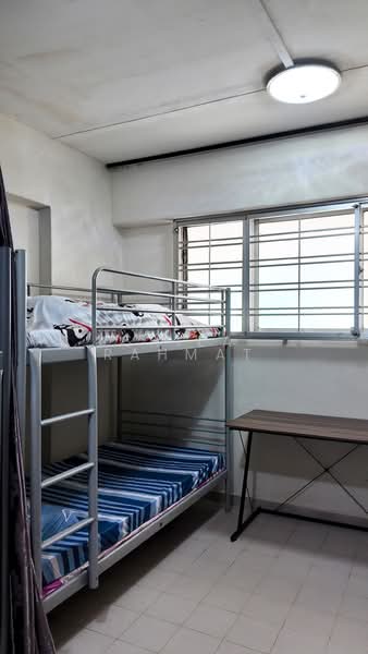 266 Yishun Street 22, 266 Yishun Street 22, Room Rental, 150 sqft, HDB Flat For Rent, by Shila Rahmat, 500156504 - Bedroom - PropertyGuru.com.sg