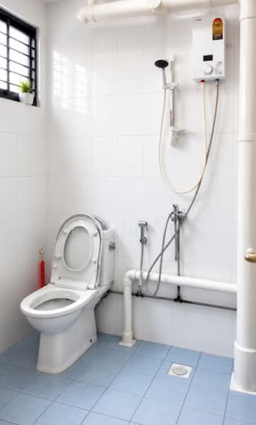 266 Yishun Street 22, 266 Yishun Street 22, Room Rental, 150 sqft, HDB Flat For Rent, by Shila Rahmat, 500156504 - Bathroom - PropertyGuru.com.sg
