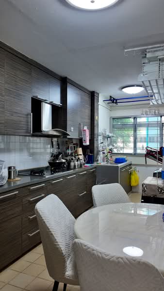 266 Yishun Street 22, 266 Yishun Street 22, Room Rental, 150 sqft, HDB Flat For Rent, by Shila Rahmat, 500156504 - Kitchen - PropertyGuru.com.sg