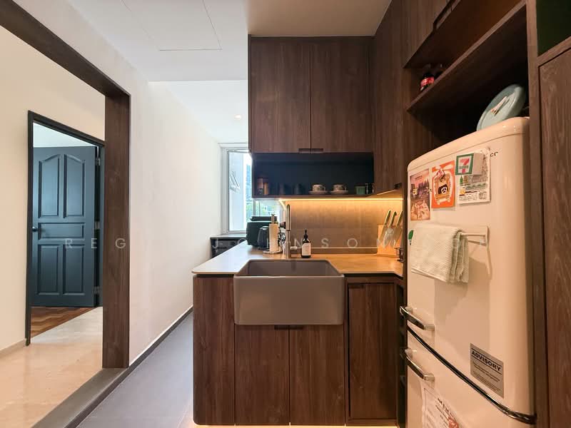 Kasturina Lodge, 20 Kay Poh Road, 2 Bedrooms, 796 sqft, Apartment For Sale, by Regis Johnson Soh, 500156507 - Kitchen - PropertyGuru.com.sg