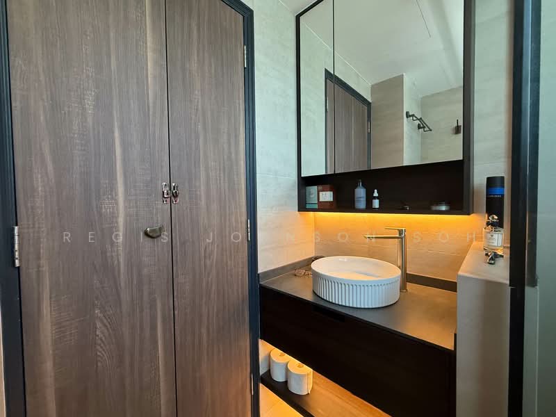 Kasturina Lodge, 20 Kay Poh Road, 2 Bedrooms, 796 sqft, Apartment For Sale, by Regis Johnson Soh, 500156507 - Bathroom - PropertyGuru.com.sg