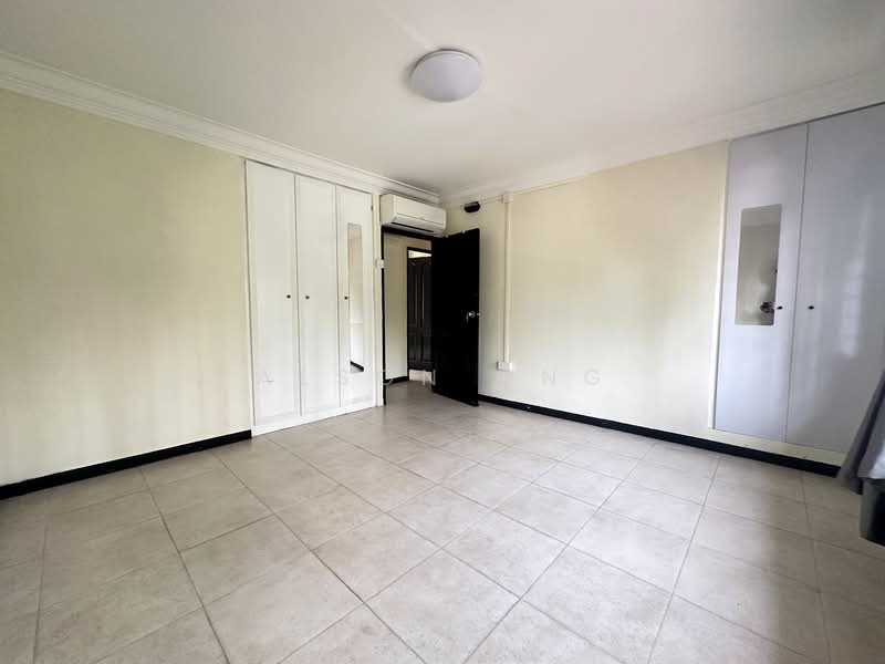 ⭐ Terrace House Near Queenstown MRT For Rent ⭐ 5 Mins Walk ⭐ D03 Alexandra / Commonwealth, , 2 Bedrooms, 900 sqft, Terraced House For Rent, by Alson Ong, 500156509 - PropertyGuru.com.sg