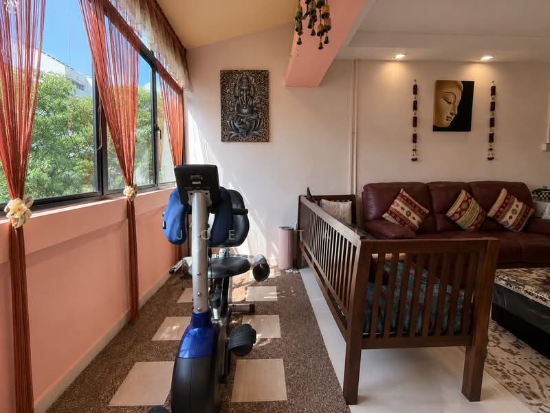 144 Lorong Ah Soo, 144 Lorong Ah Soo, 4 Bedrooms, 1,593 sqft, HDB Flat For Sale, by Joey Tan, 500156527 - Living Room - PropertyGuru.com.sg