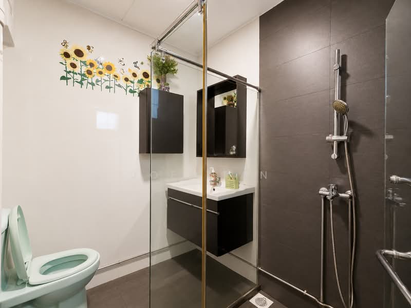 144 Lorong Ah Soo, 144 Lorong Ah Soo, 4 Bedrooms, 1,593 sqft, HDB Flat For Sale, by Joey Tan, 500156527 - Bathroom - PropertyGuru.com.sg