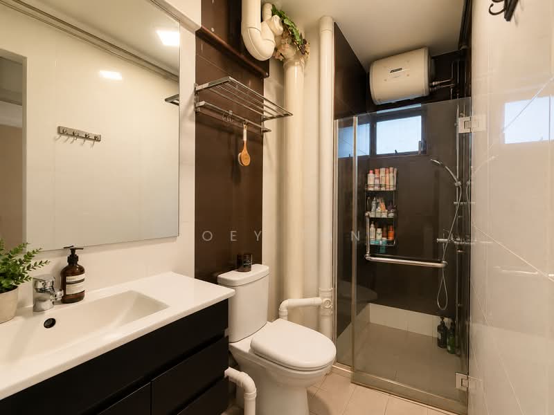 144 Lorong Ah Soo, 144 Lorong Ah Soo, 4 Bedrooms, 1,593 sqft, HDB Flat For Sale, by Joey Tan, 500156527 - Bathroom - PropertyGuru.com.sg